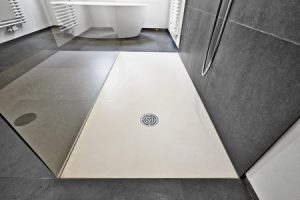 Les étapes pour la pose du receveur de douche extra plat