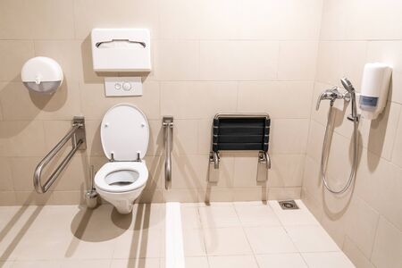 Comment aménager une salle de bain pour PMR ?